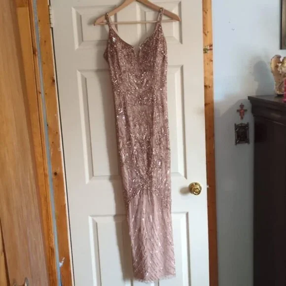 slim fit dress slacks Aidan Mattox METALLIC SEQUIN BEADED GODET GOWN